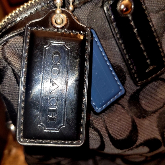 Coach purse - Picture 5 of 7